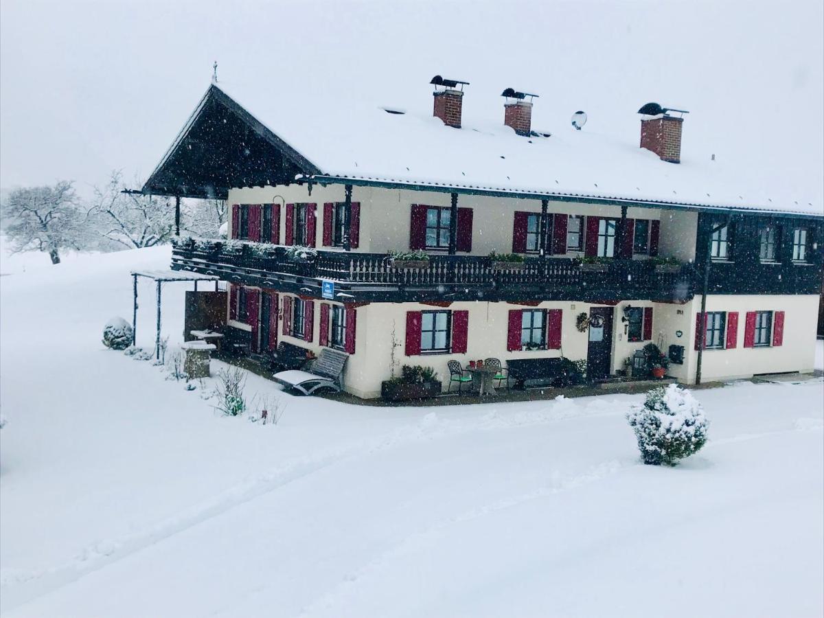 Ferienwohnung Draexl Garten Und Bergblick Nußdorf am Inn Exterior foto